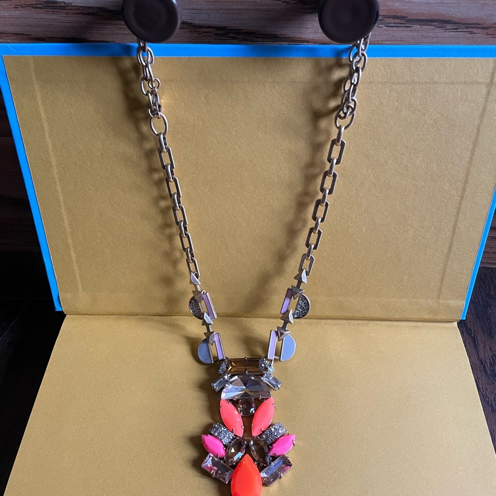 Stella & Dot Gold Necklace with Pink Accents